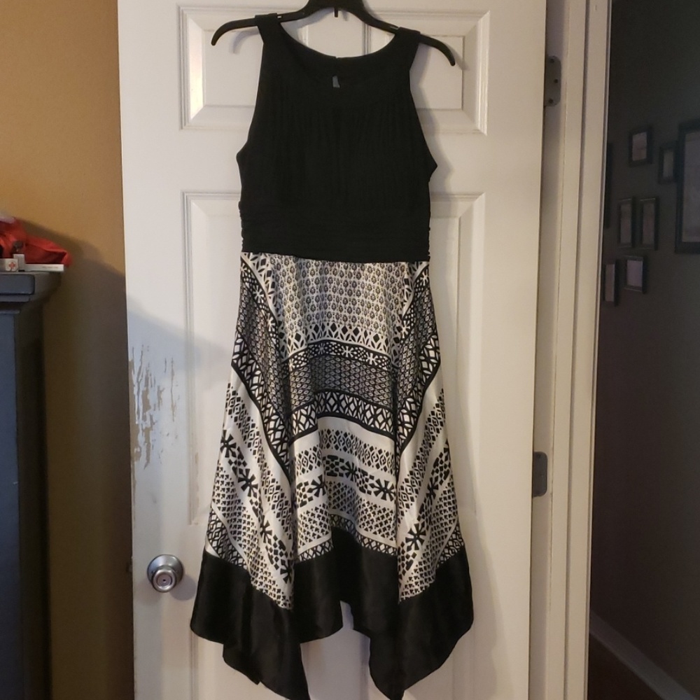 16 black and white handkerchief skirt dress